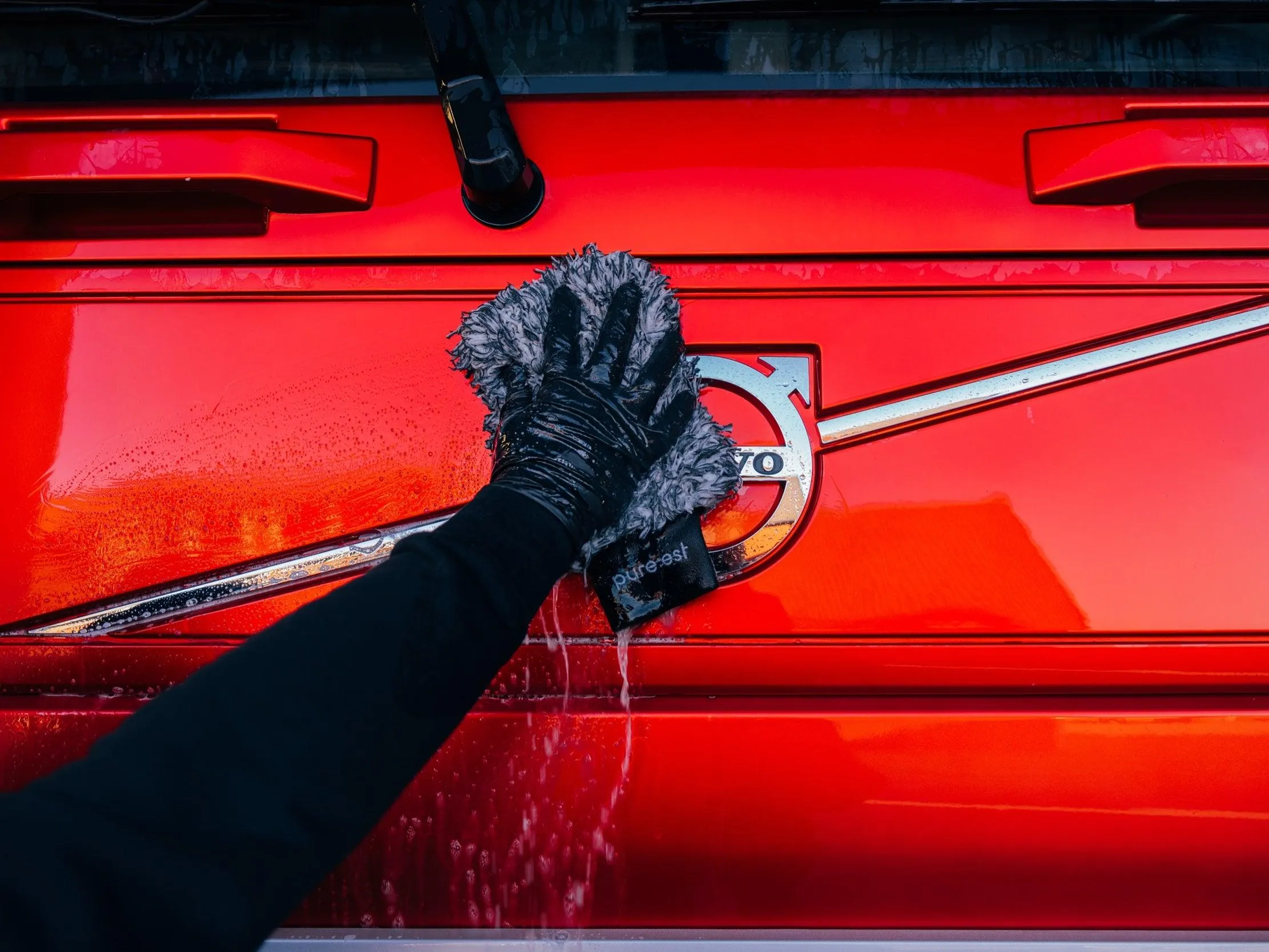 PURE:EST Microfiber Washing Glove - Your Premium Solution for Gentle, Scratch-Free Car Cleaning